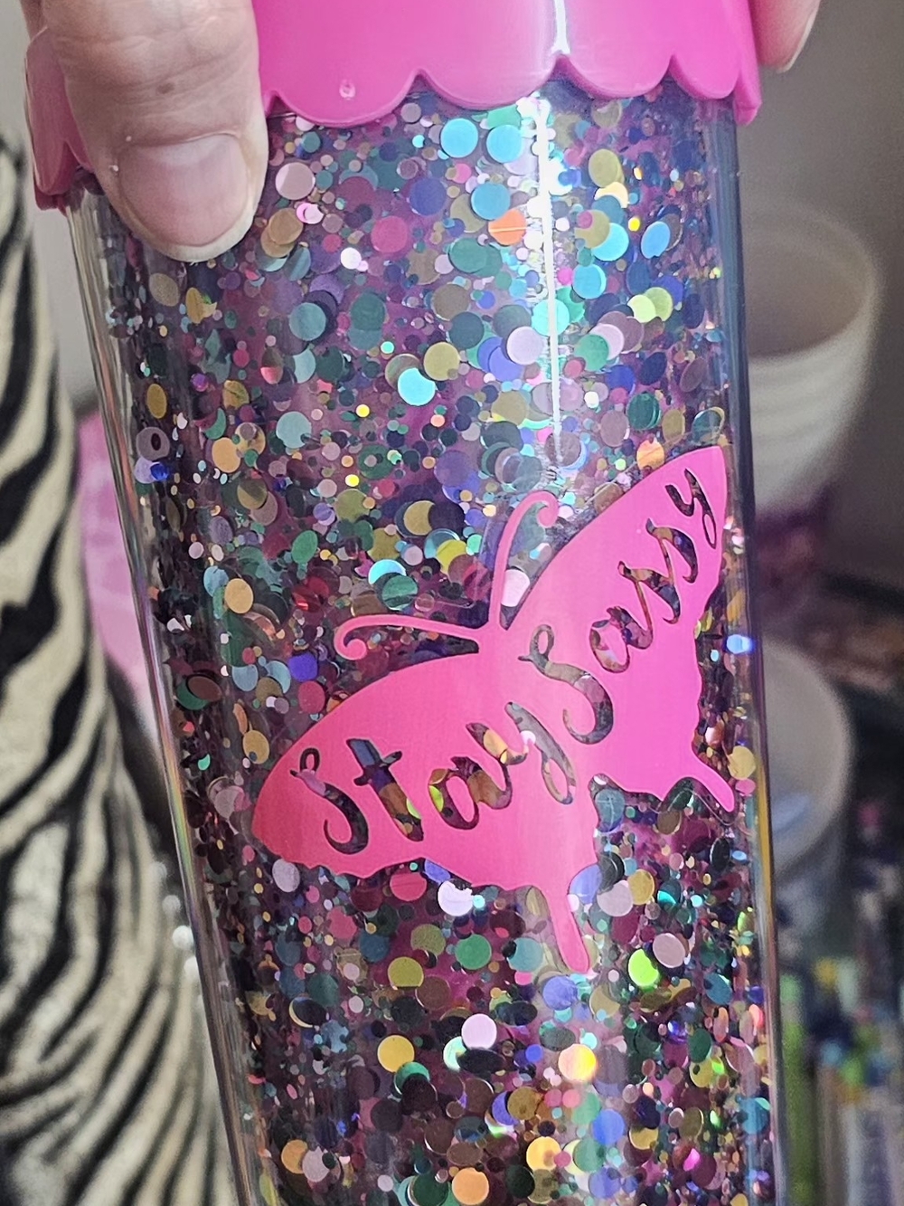 Brand New Pink Glitter Butterfly Tumbler - Home Party Supplies